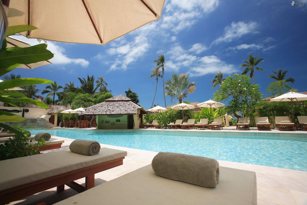 For Resorts & Hotels